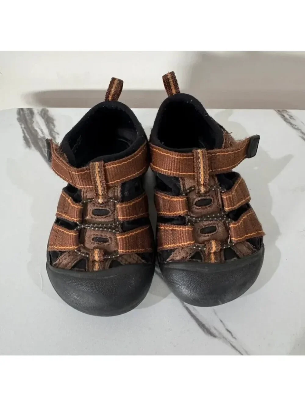 Keen Dark Brown Open Side Fabric Sandals 6